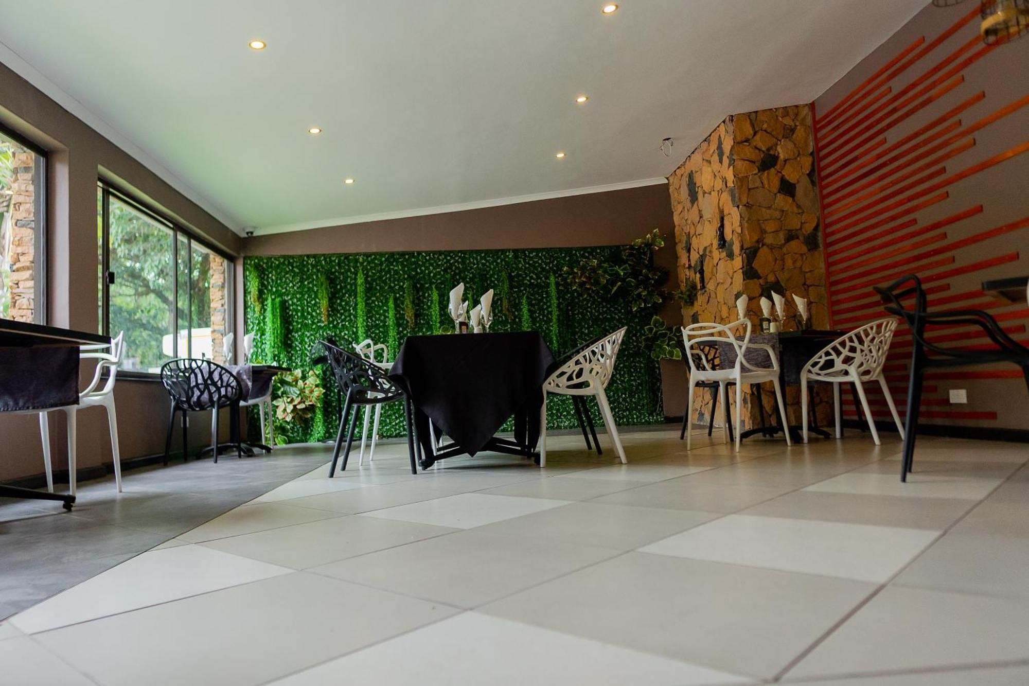 Casa Mia Lodge & Restaurant Μπλαντάιρ Εξωτερικό φωτογραφία
