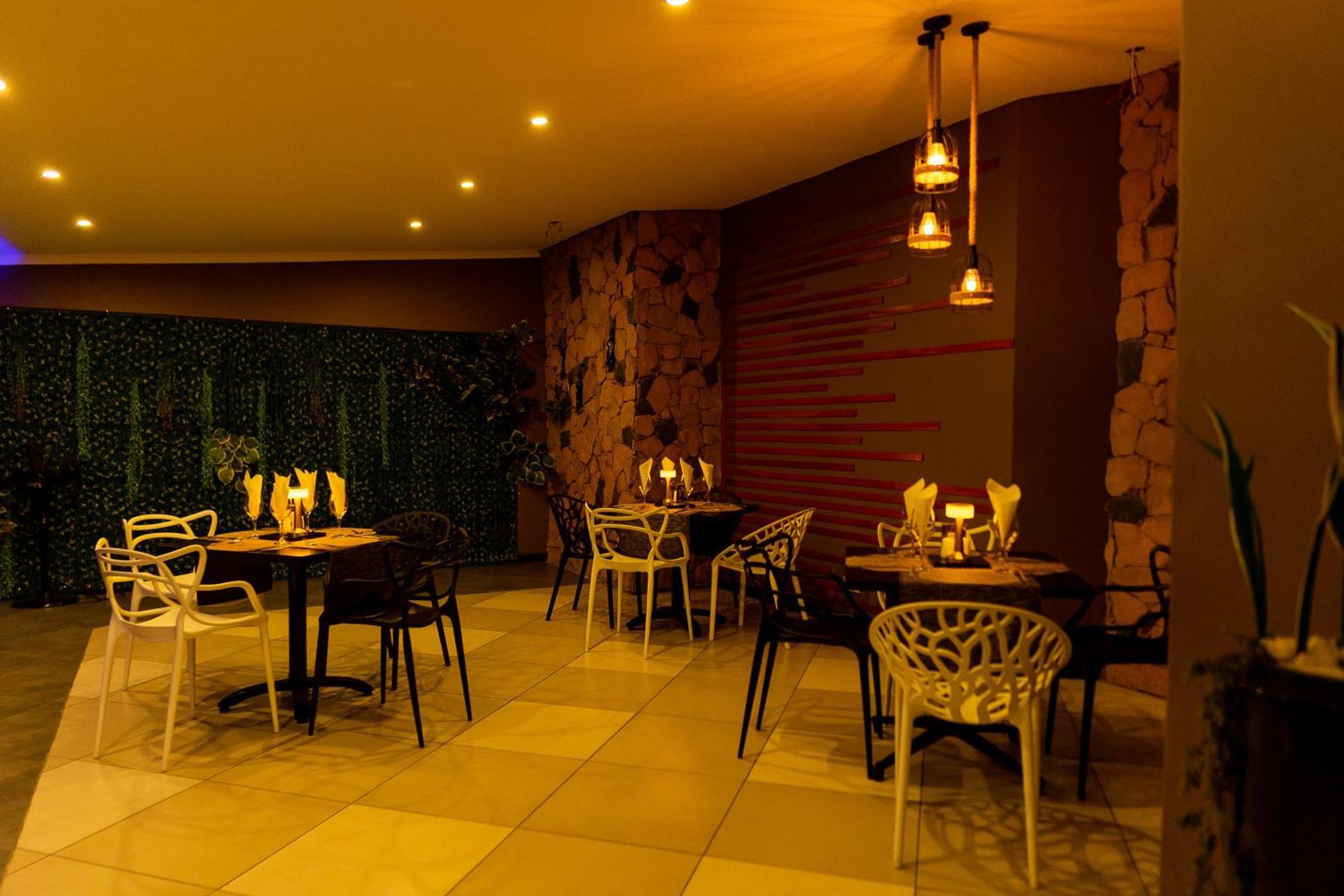 Casa Mia Lodge & Restaurant Μπλαντάιρ Εξωτερικό φωτογραφία